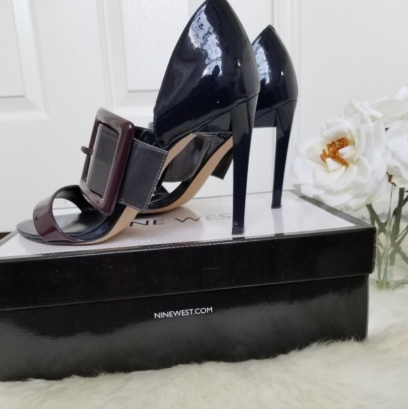 Lovely  Nine West Patent Open Toe Heels - Picture 2 of 5
